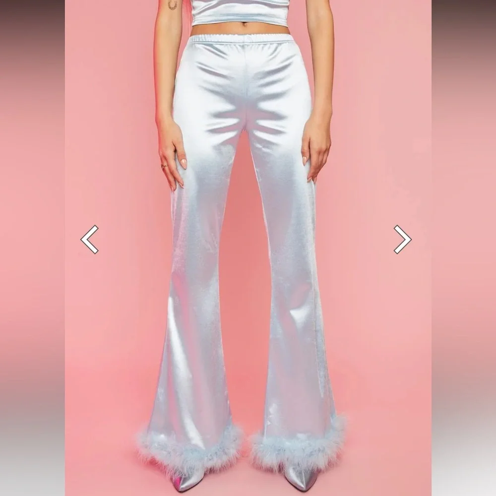 satin pants with fur bottom - Picture 2 of 3
